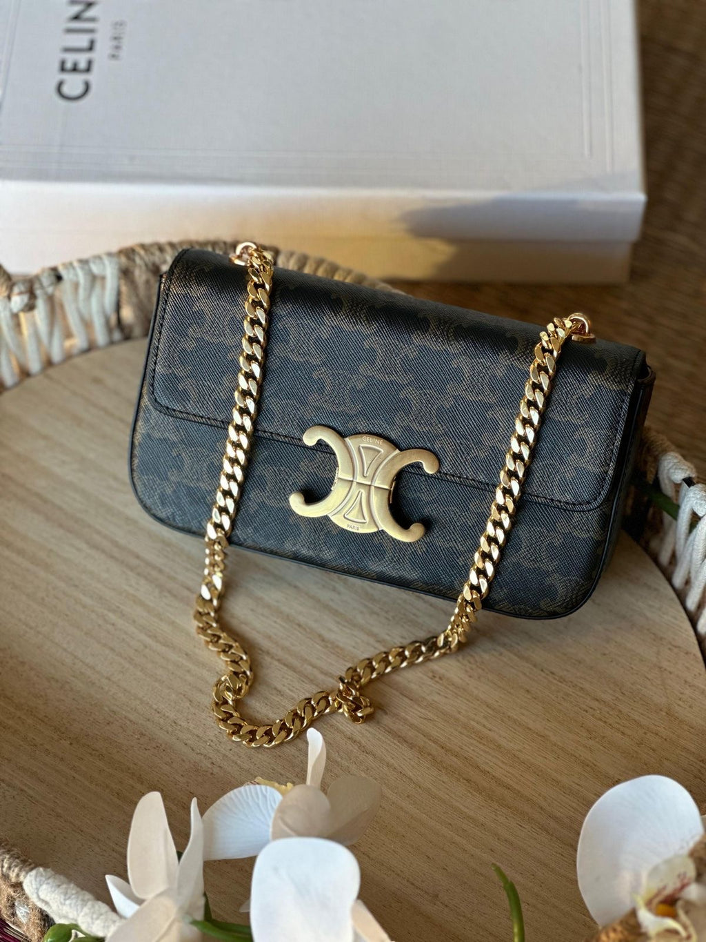 Luxury Triomphe Gold-Chain Genuine Leather Flap Bag